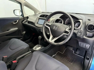 Хетчбэк Honda Fit 2010 года, 795000 рублей, Красноярск
