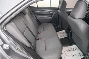 Седан Toyota Corolla 2018 года, 1749000 рублей, Красноярск