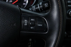 Внедорожник Volkswagen Tiguan 2011 года, 1229000 рублей, Челябинск