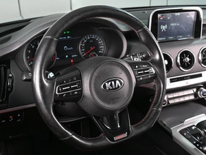 Лифтбек Kia Stinger 2018 года, 4139000 рублей, Аксай