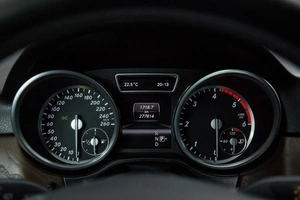 Внедорожник Mercedes-benz M-класс 2013 года, 2000000 рублей, Красноярск