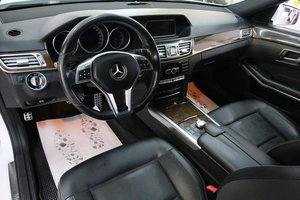 Седан Mercedes-benz E-класс 2013 года, 1789000 рублей, Омск