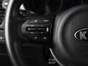 Хетчбэк Kia Rio X 2021 года, 1660000 рублей, Омск