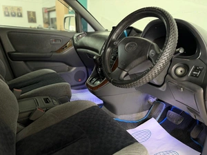 Внедорожник Toyota Harrier 1998 года, 699000 рублей, Красноярск