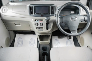Хетчбэк Daihatsu Mira e:S 2015 года, 749000 рублей, Тюмень