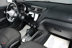 Седан Kia Rio 2014 года, 1049000 рублей, Тюмень