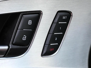 Седан Audi A6 2012 года, 1749000 рублей, Кирилловка