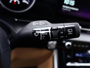 Минивэн Kia Carnival 2021 года, 4800999 рублей, Тверь