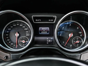 Внедорожник Mercedes-benz GLE-класс 2018 года, 4524000 рублей, Кирилловка