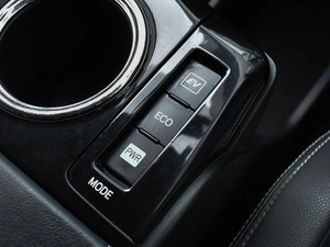 Универсал Toyota Prius Alpha 2015 года, 2020000 рублей, Краснодар