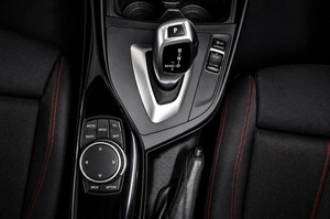 Хетчбэк BMW 1 серия 2015 года, 1599000 рублей, Челябинск