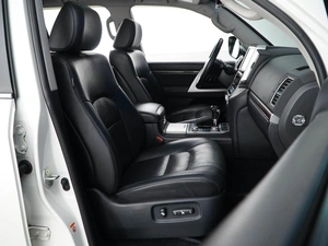 Внедорожник Toyota Land Cruiser 2017 года, 6527077 рублей, Москва