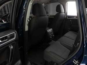 Внедорожник Volkswagen Touareg 2012 года, 1999000 рублей, Тюмень