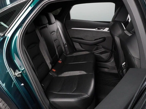 Седан Geely Preface 2023 года, 2549000 рублей, Красный Пахарь