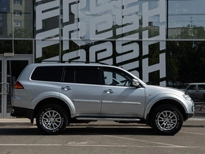 Внедорожник Mitsubishi Pajero Sport 2012 года, 1679000 рублей, Волгоград