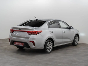 Седан Kia Rio 2019 года, 875000 рублей, Красноярск