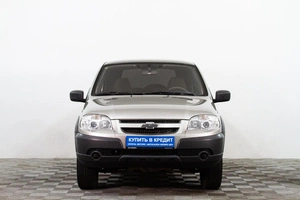 Внедорожник Chevrolet Niva 2012 года, 499000 рублей, Сургут