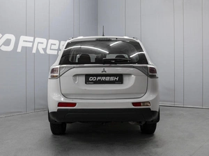 Внедорожник Mitsubishi Outlander 2013 года, 1390000 рублей, Омск