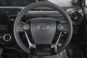 Хетчбэк Toyota Aqua 2019 года, 1349000 рублей, Кемерово