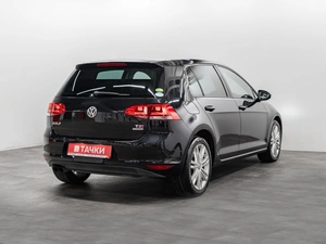 Хетчбэк Volkswagen Golf 2013 года, 1300000 рублей, Красноярск