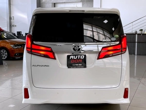 Минивэн Toyota Alphard 2019 года, 4097000 рублей, Солонцы