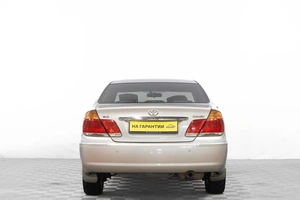 Седан Toyota Camry 2004 года, 839000 рублей, Барнаул