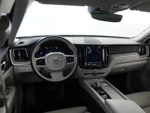 Внедорожник Volvo XC60 2021 года, 3683055 рублей, Москва