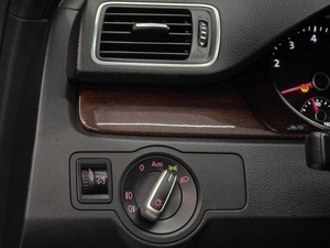Седан Volkswagen Passat 2012 года, 950000 рублей, Красноярск