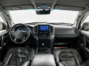 Внедорожник Toyota Land Cruiser 2019 года, 7350000 рублей, Красноярск