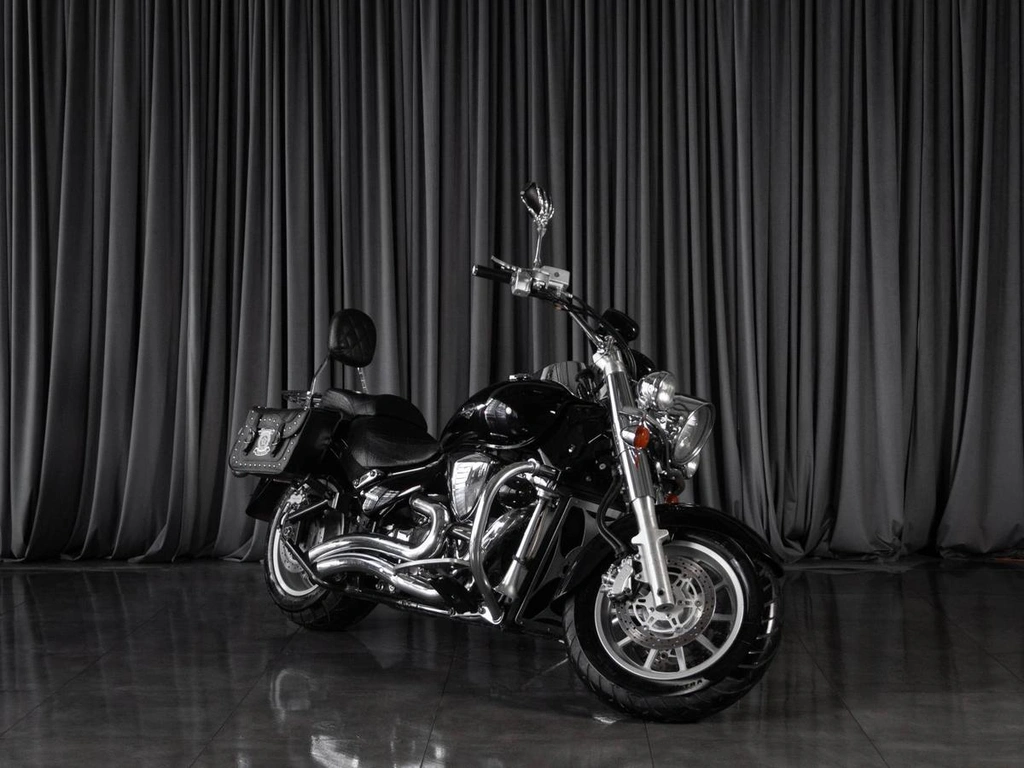 Suzuki Intruder C1800R (VLR 1800) 2011 года, 1156000 рублей, Тюмень