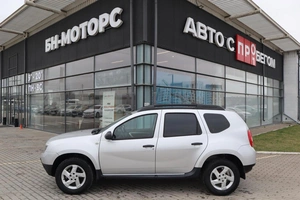 Внедорожник Renault Duster 2015 года, 1020000 рублей, Мирное
