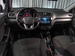 Седан Kia Rio 2014 года, 899000 рублей, Тюмень