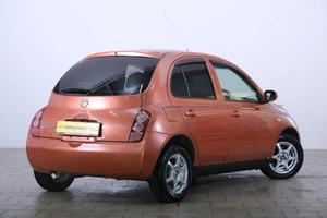 Хетчбэк Nissan March 2002 года, 199000 рублей, Омск