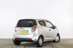 Хетчбэк Chevrolet Spark 2012 года, 549000 рублей, Тюмень