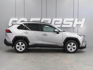 Внедорожник Toyota RAV4 2019 года, 2499000 рублей, Воронеж