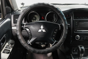 Внедорожник Mitsubishi Pajero 2011 года, 1669000 рублей, Новокузнецк