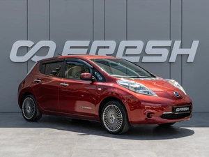 Хетчбэк Nissan Leaf 2011 года, 1000000 рублей, Краснодар