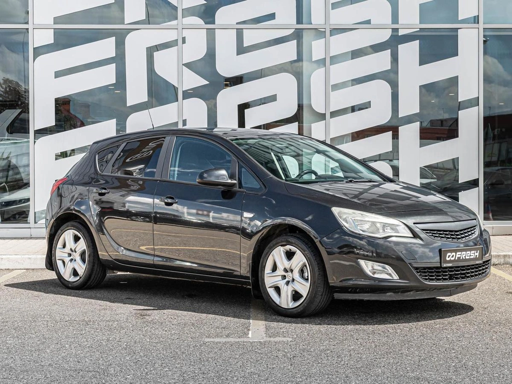 Хетчбэк Opel Astra 2012 года, 760000 рублей, Краснодар