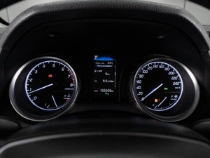 Седан Toyota Camry 2019 года, 2699000 рублей, Тюмень