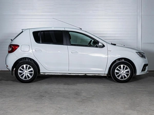 Хетчбэк Renault Sandero 2018 года, 869000 рублей, Ставрополь