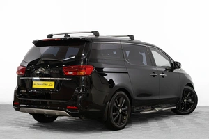Минивэн Kia Carnival 2018 года, 2699000 рублей, Барнаул