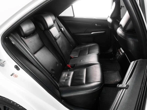 Седан Toyota Camry 2015 года, 2569000 рублей, Тюмень