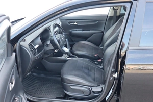 Хэтчбек Kia Rio 2018 года, 1570000 рублей, Брянск
