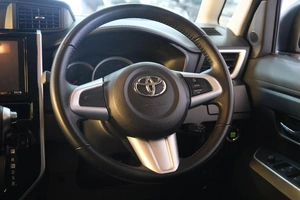 Хетчбэк Toyota Tank 2019 года, 1259000 рублей, Омск
