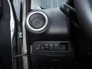 Хетчбэк Nissan Note 2013 года, 648000 рублей, Тверь