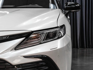 Седан Toyota Camry 2021 года, 3499000 рублей, Тюмень