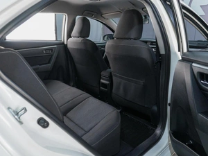 Седан Toyota Corolla 2015 года, 1399000 рублей, Сургут