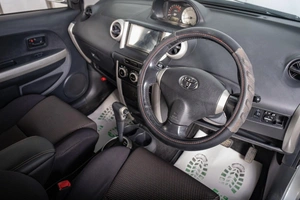 Хетчбэк Toyota Ist 2003 года, 499000 рублей, Томск