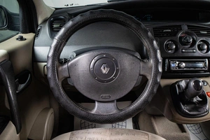 Минивэн Renault Scenic 2006 года, 429000 рублей, Сургут