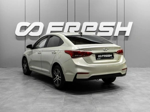 Седан Hyundai Solaris 2018 года, 1359000 рублей, Тюмень